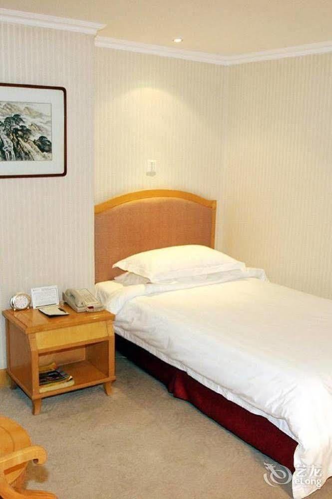 Baoding Zhong Yin Hotel Exterior foto